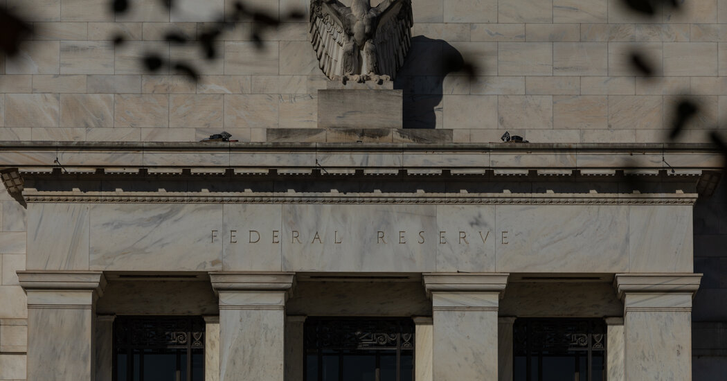 Fed Under Pressure as Inflation Expectations Surge