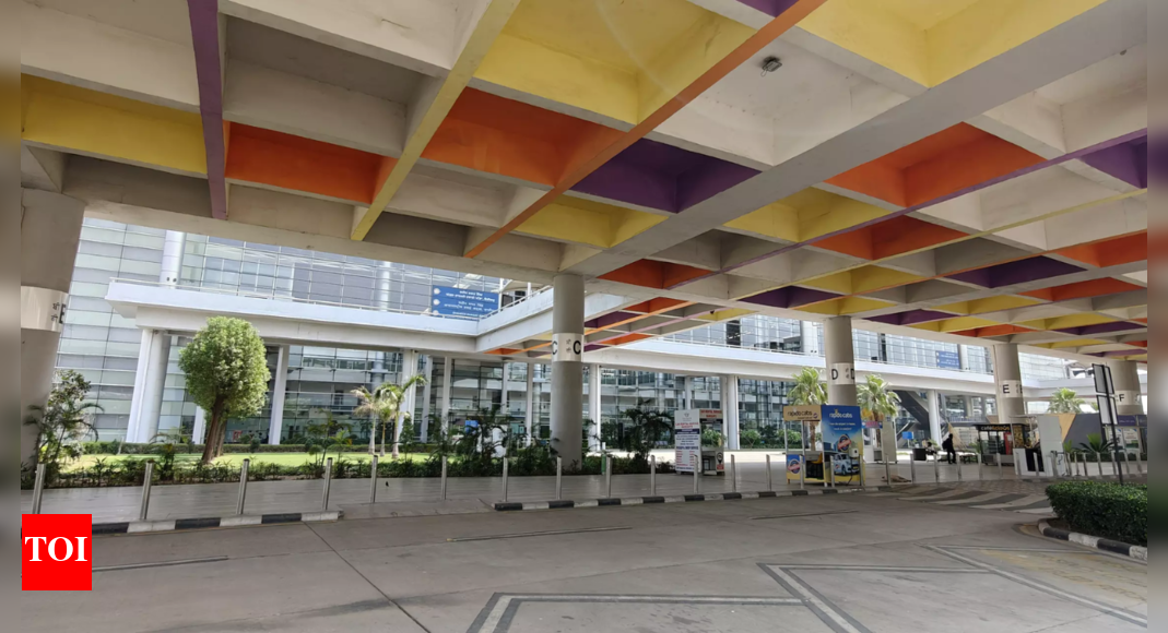 Indian Airports Shut and Flights Cancelled in India Amid Airspace Restrictions | India News