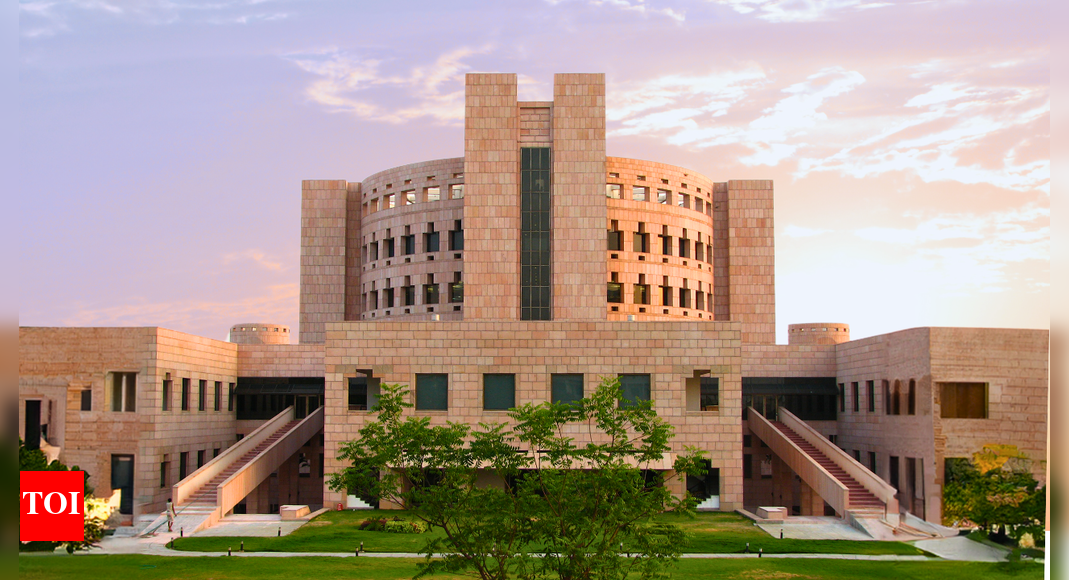 ISB Online’s Cybersecurity for Leaders Programme: The AI-powered edge for digital defence leadership