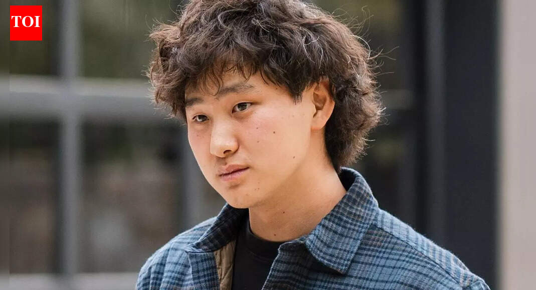 Meta AI chief Alexandr Wang says will have kids only after Elon Musk’s Neuralink …